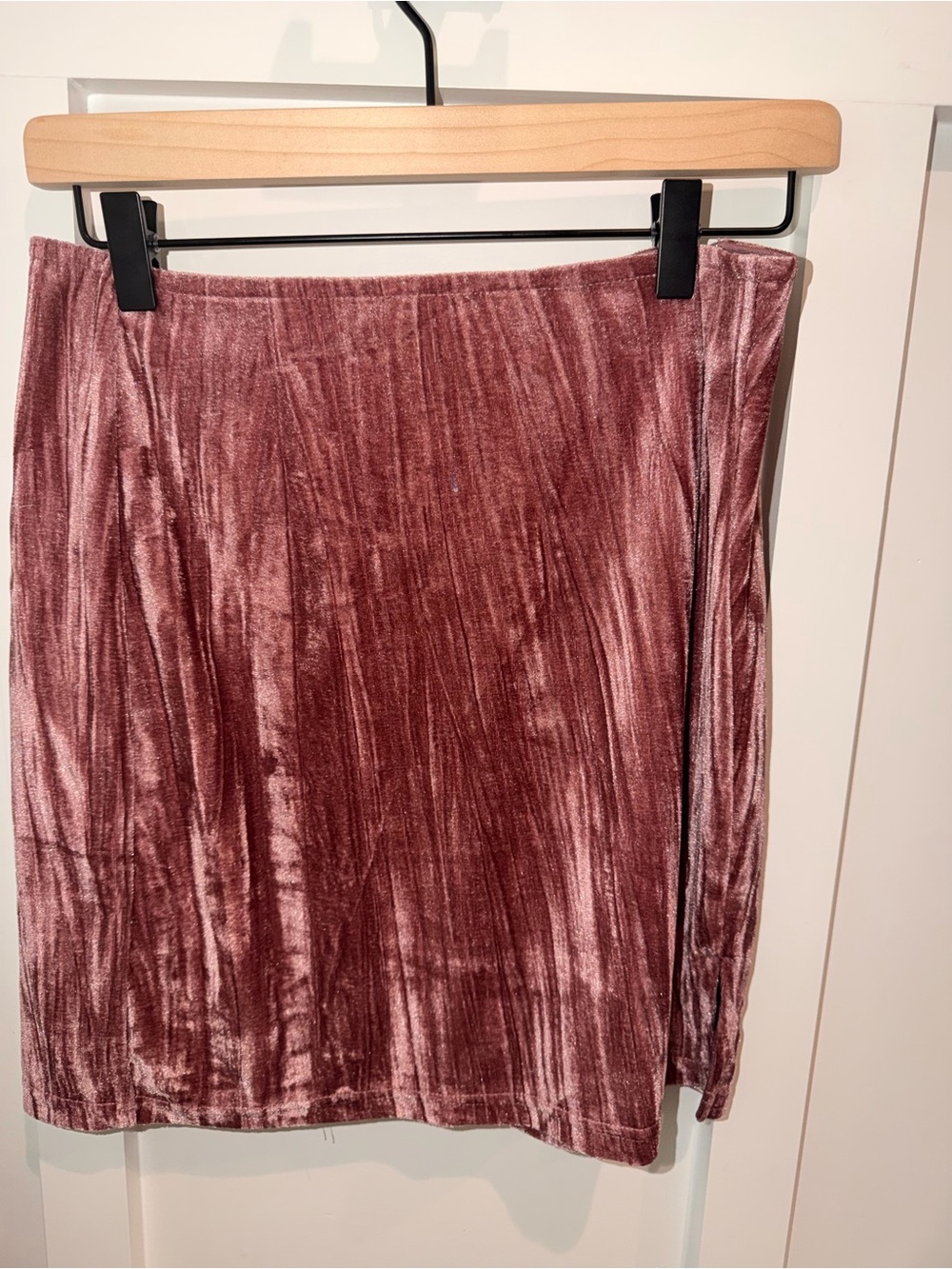 Versona Rose Velvet Mini Skirt